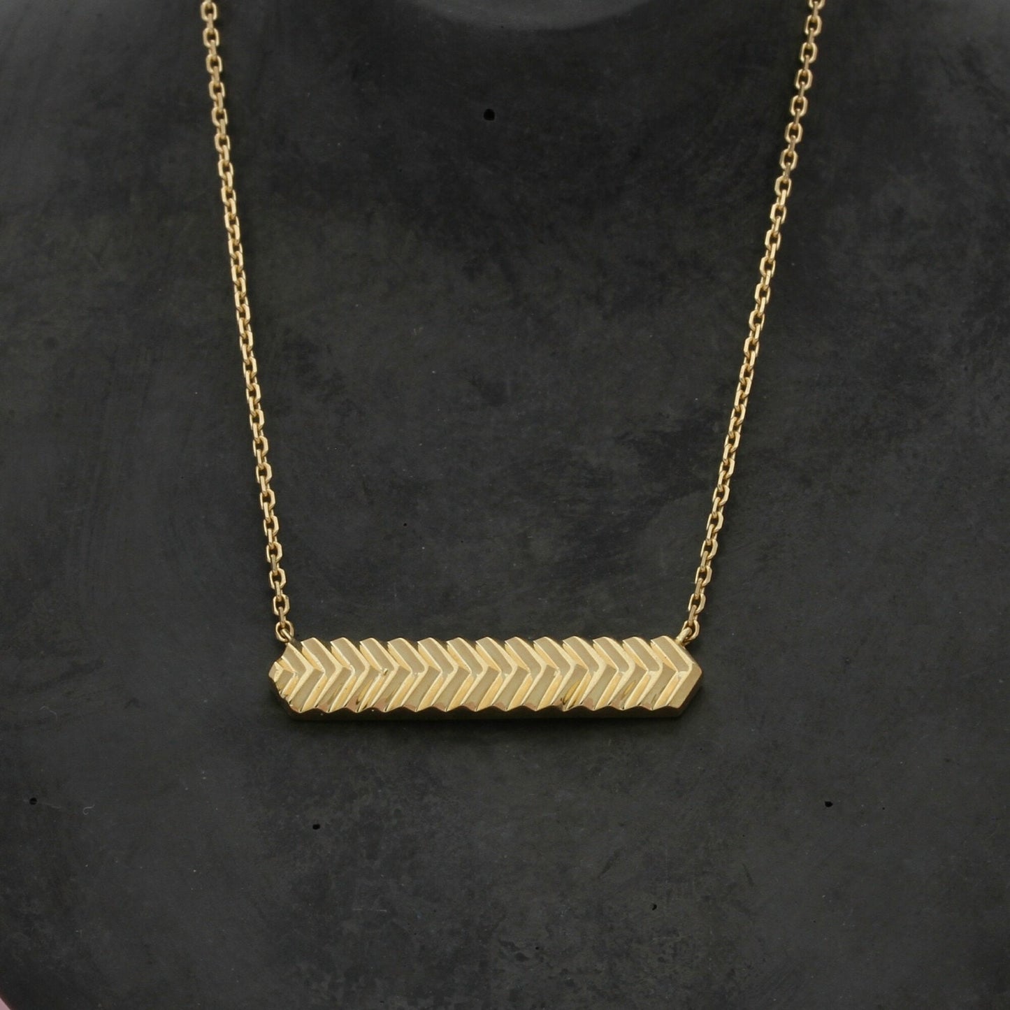 bony levy 14k yellow gold geometric bar pendant necklace size 16-18in