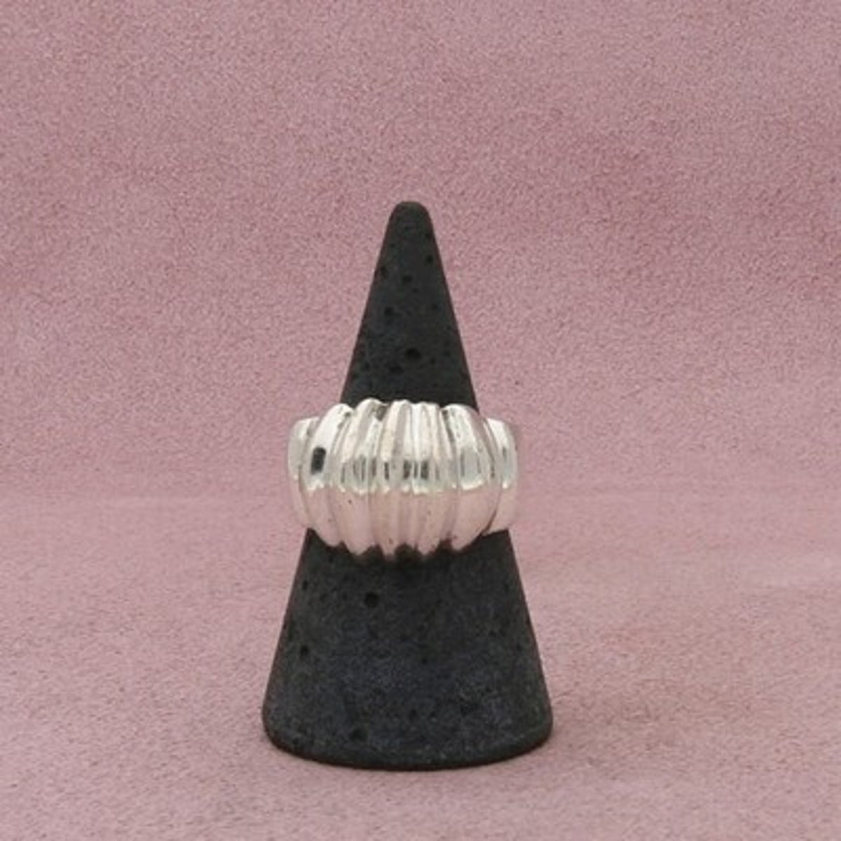 Mexico Sterling Silver Vintage Scalloped Dome Ring Size 7