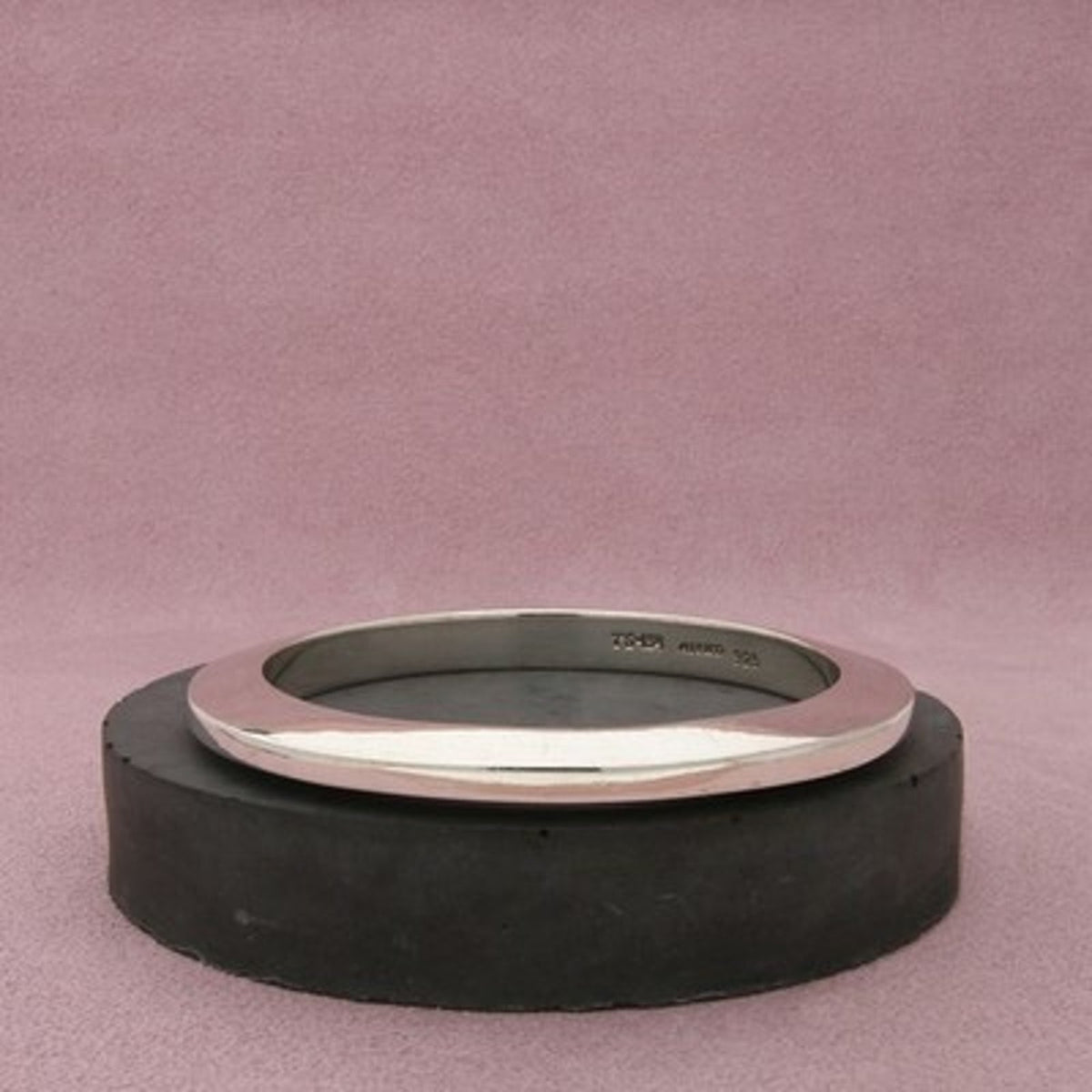 Taxco Mexico Sterling Silver Vintage Round Modernist Bangle Bracelet Size 7.75in
