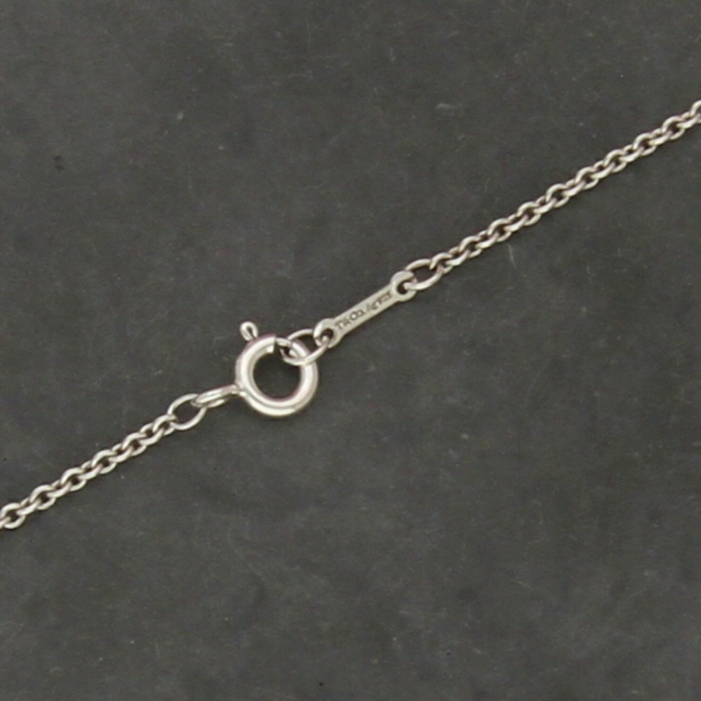 tiffany & co sterling silver paloma picasso olive leaf medallion necklace 20in