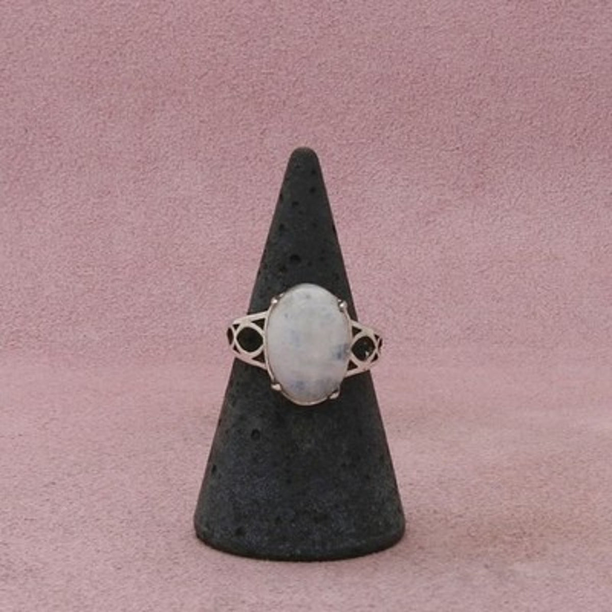 Sterling Silver Moonstone Cabochon Ring Size 6.75
