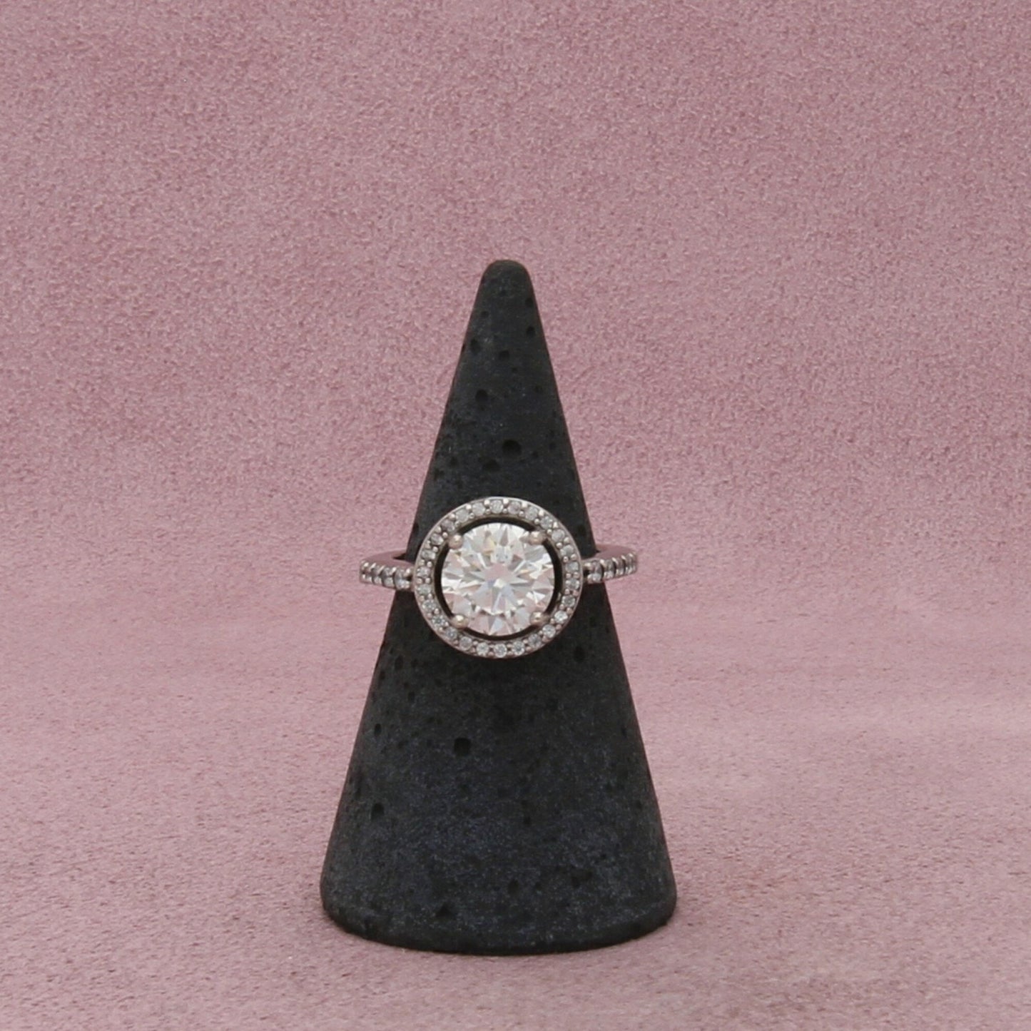 sterling silver round-cut cz & halo ring size 5.25