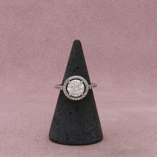 sterling silver round-cut cz & halo ring size 5.25