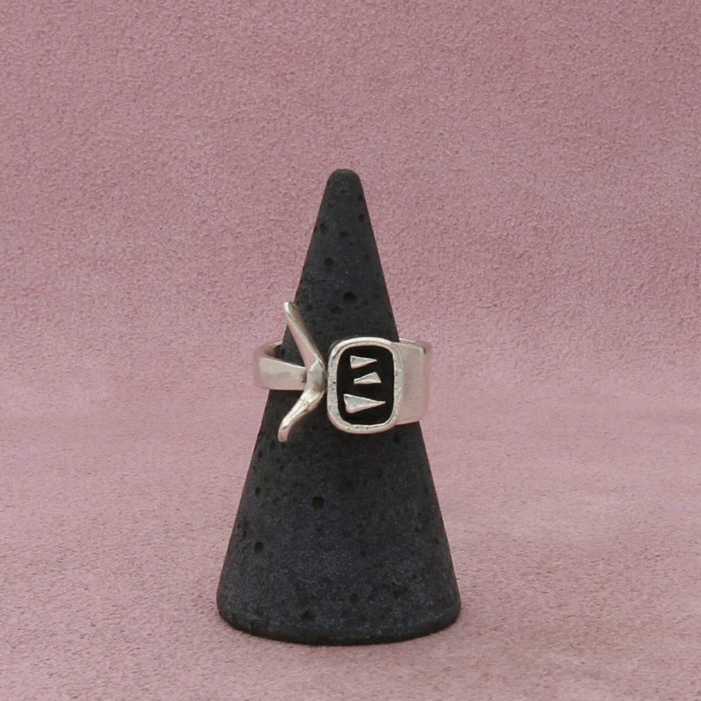 sterling silver artisan crafted band ring size 6