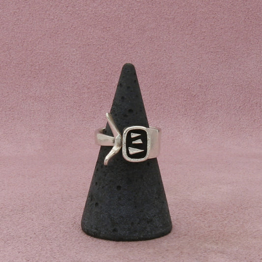 sterling silver artisan crafted band ring size 6