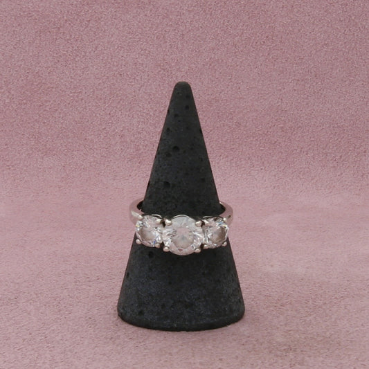 sterling silver round-cut cz trio ring size 8