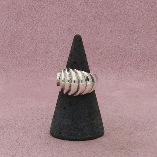 mexico sterling silver vintage chunky scalloped dome ring size 5.5
