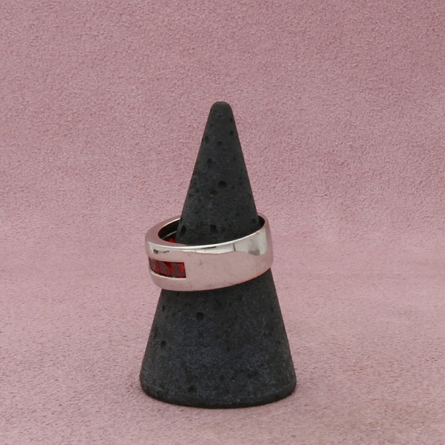 sterling silver channel-set red cz band ring size 7.5