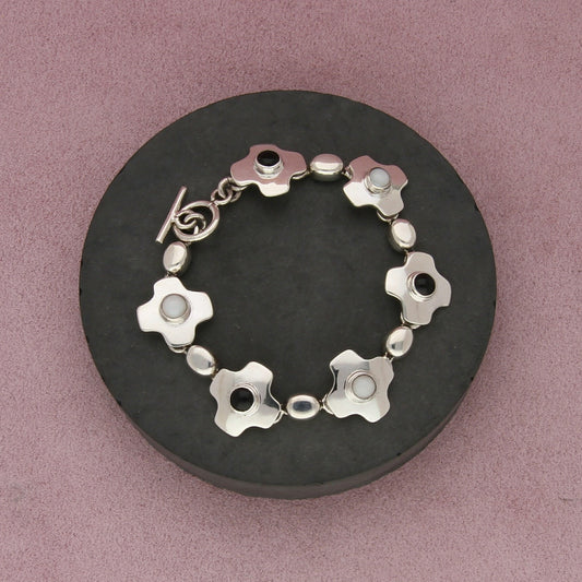 sterling silver black & white beaded cross toggle bracelet size 7in