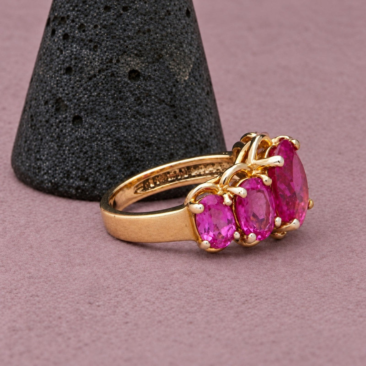 Ross Simons Sterling Silver Gold Plate Pink Sapphire Graduated Oval-Cut Ring 6