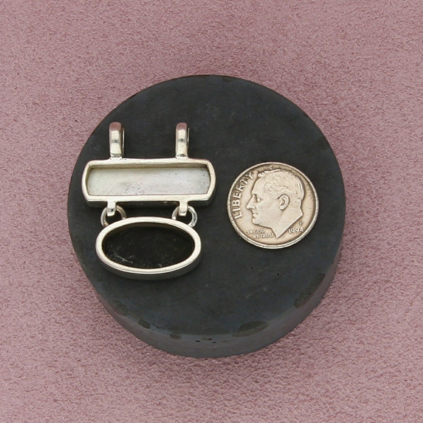 sterling silver mother of pearl and onyx pendant