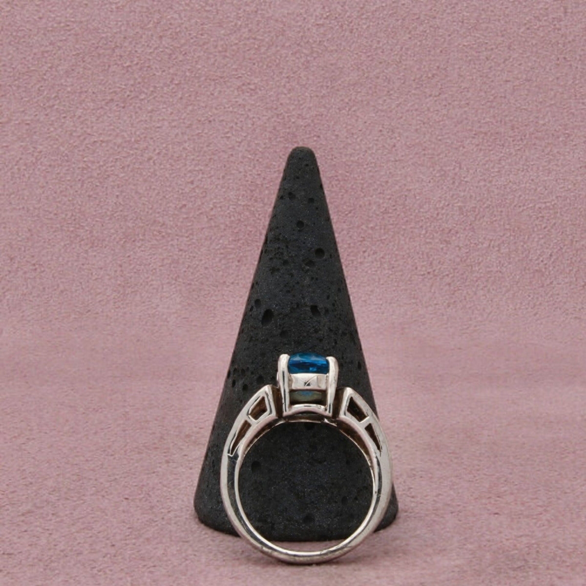 Sterling Silver Blue Topaz Oval-Cut Openwork Scroll Shoulders Ring Size 6