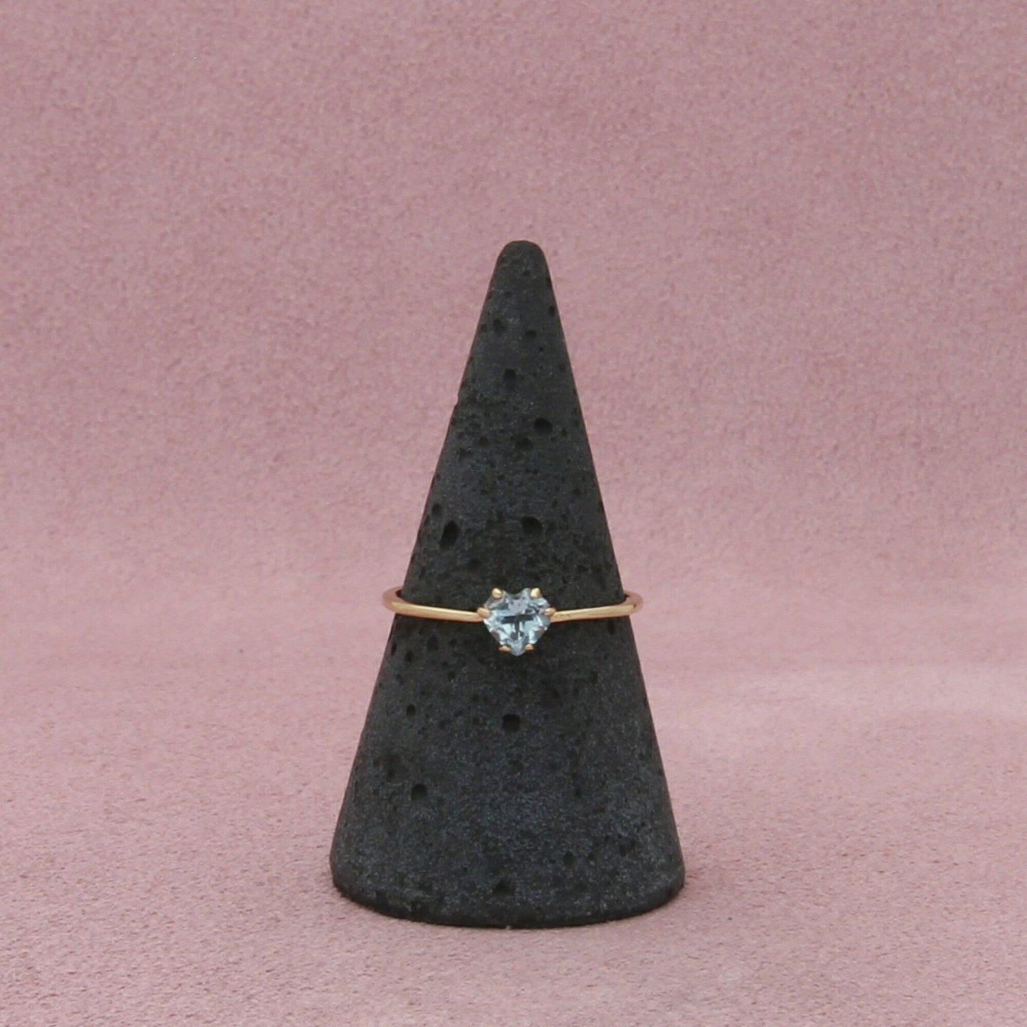 bony levy 14k yellow gold blue topaz heart ring size 7.5