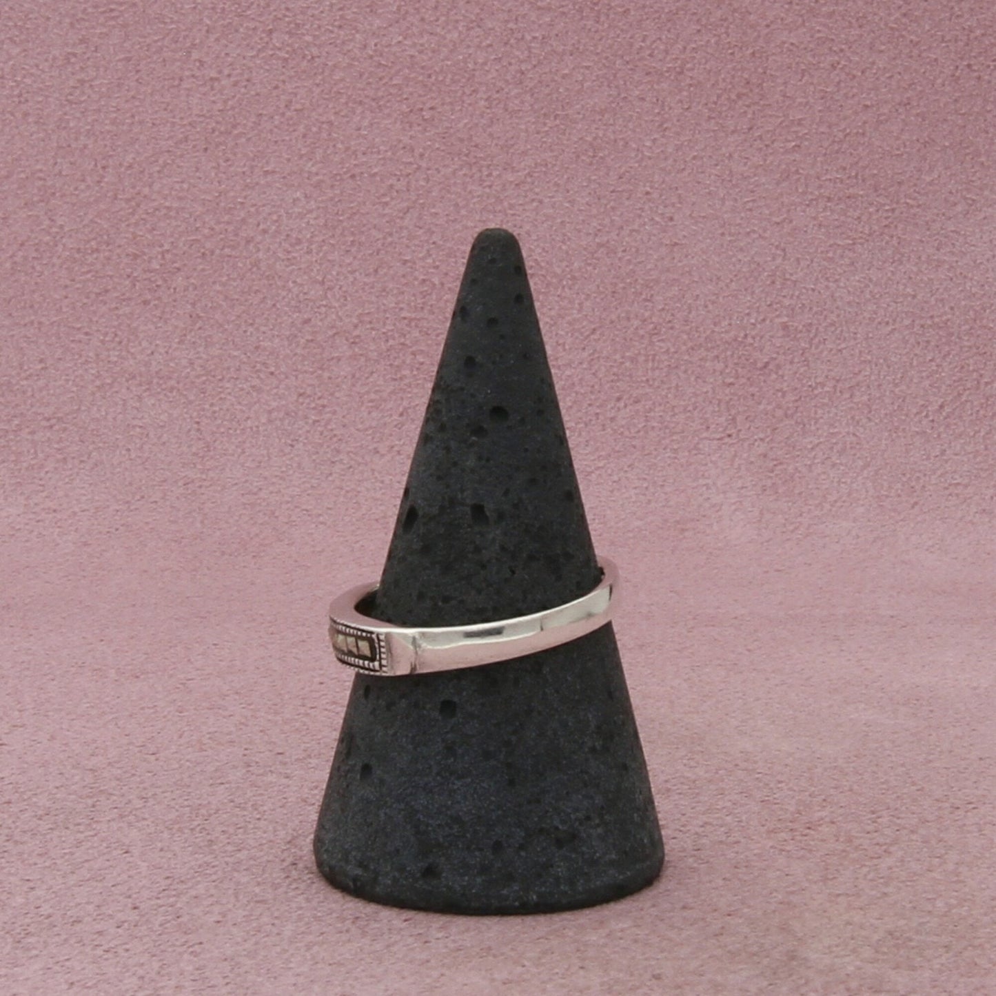 sterling silver marcasite studded band ring size 8.75