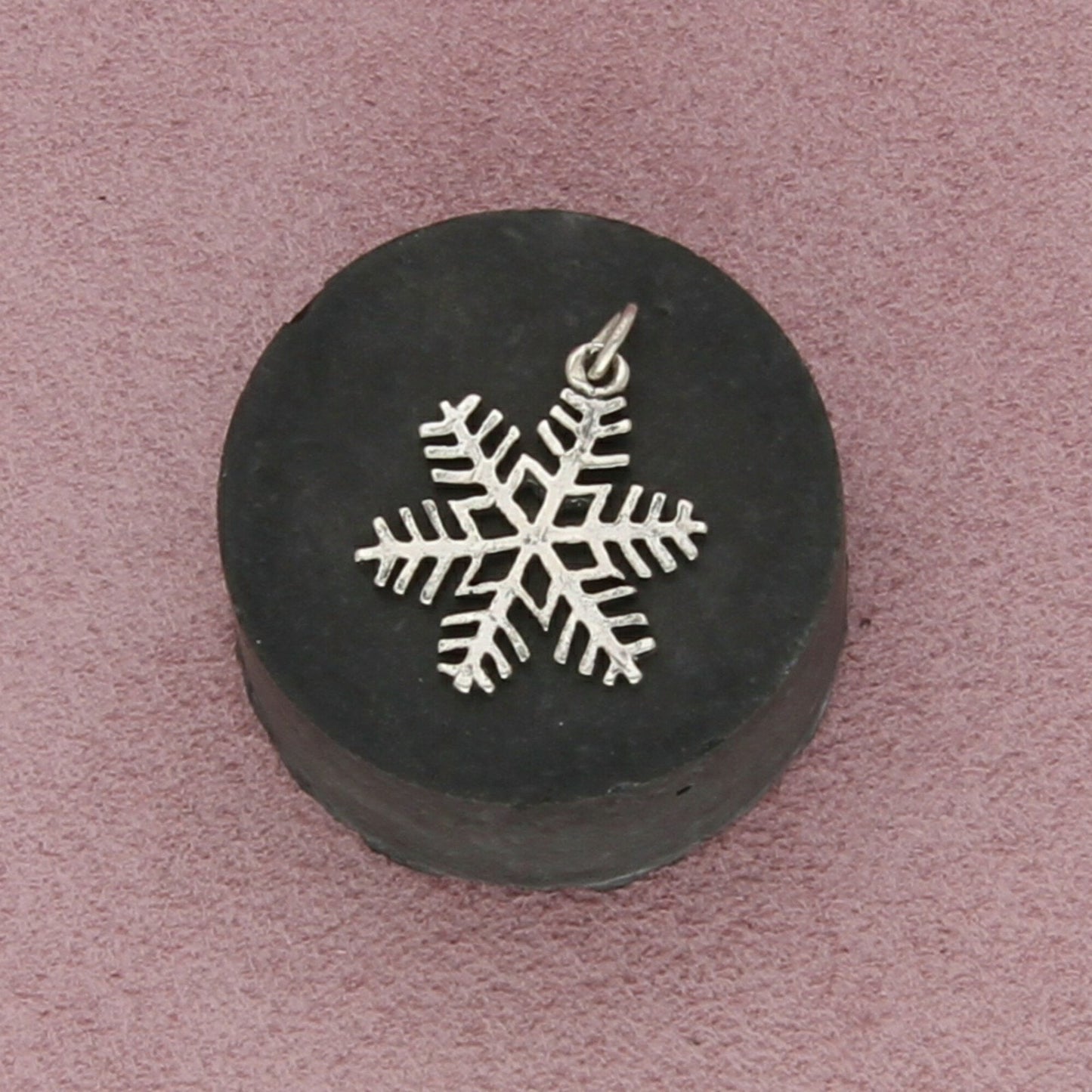 sterling silver vintage winter snowflake charm pendant