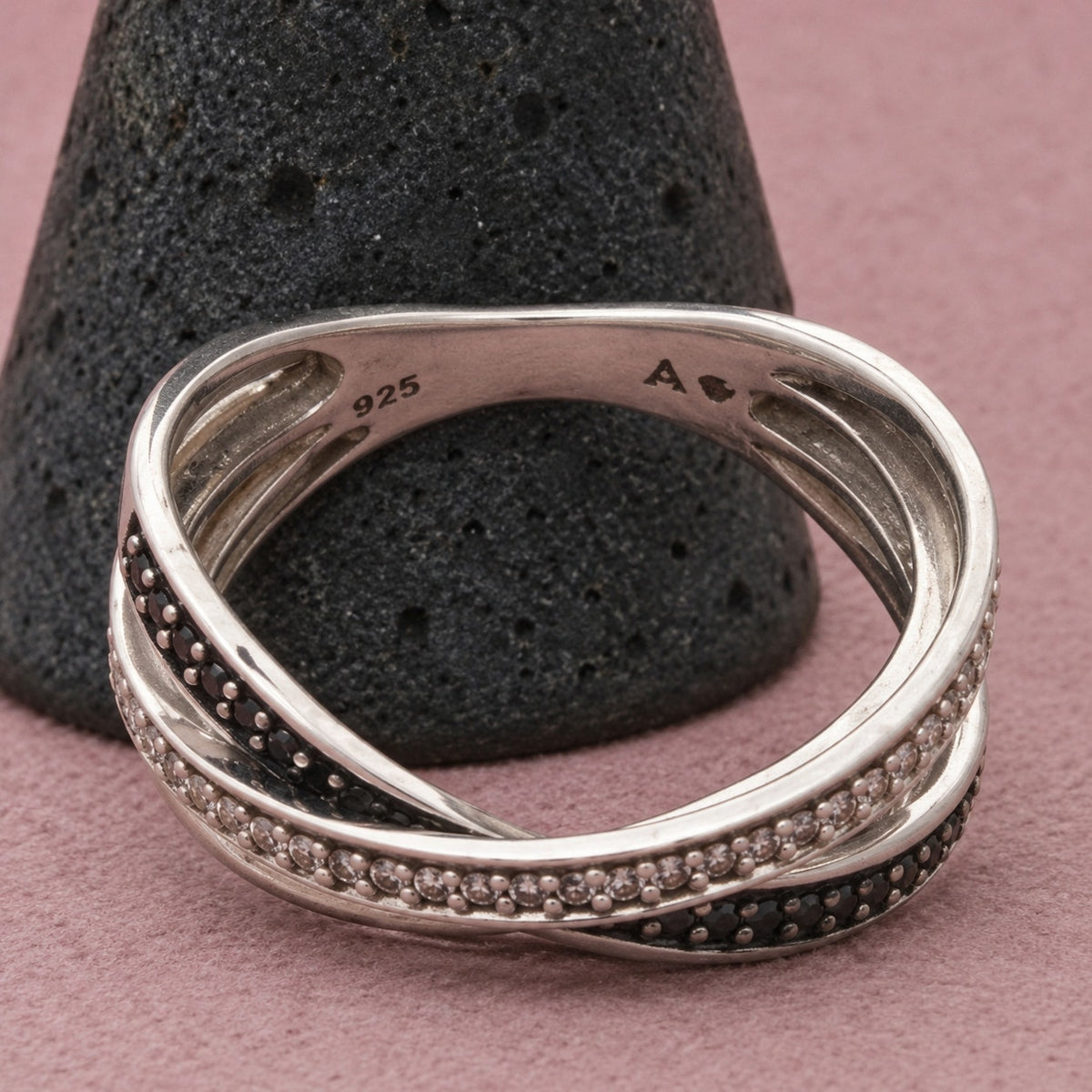 Kay Jewelers Sterling Silver Black & Clear Diamond Crossover Ring Size 7