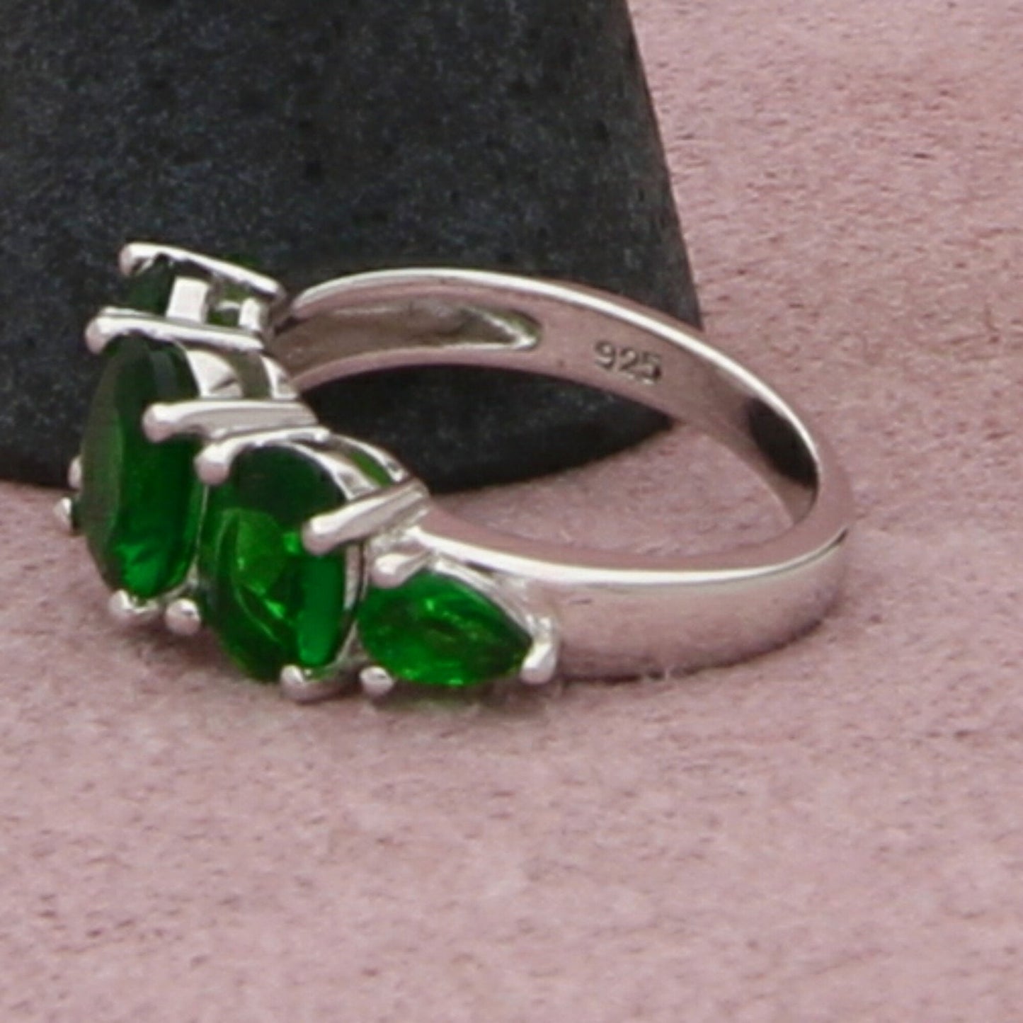 sterling silver oval-cut green cz ring size 5