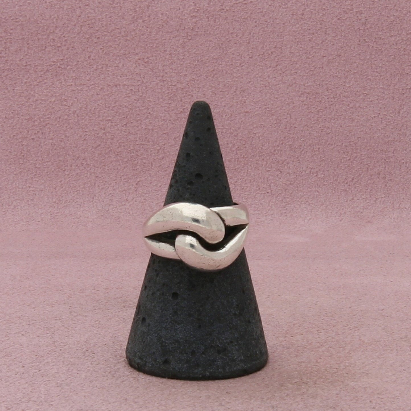 james avery sterling silver retired cadena knot ring size 6.25