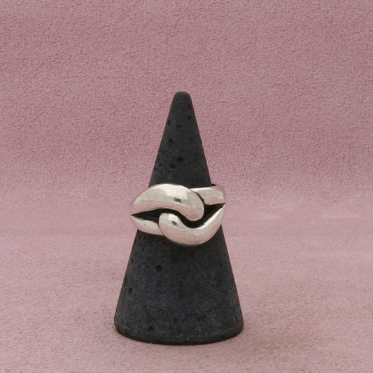 james avery sterling silver retired cadena knot ring size 6.25