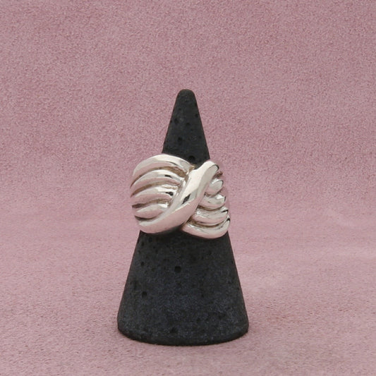 sterling silver vintage scalloped crossover ring size 5.5