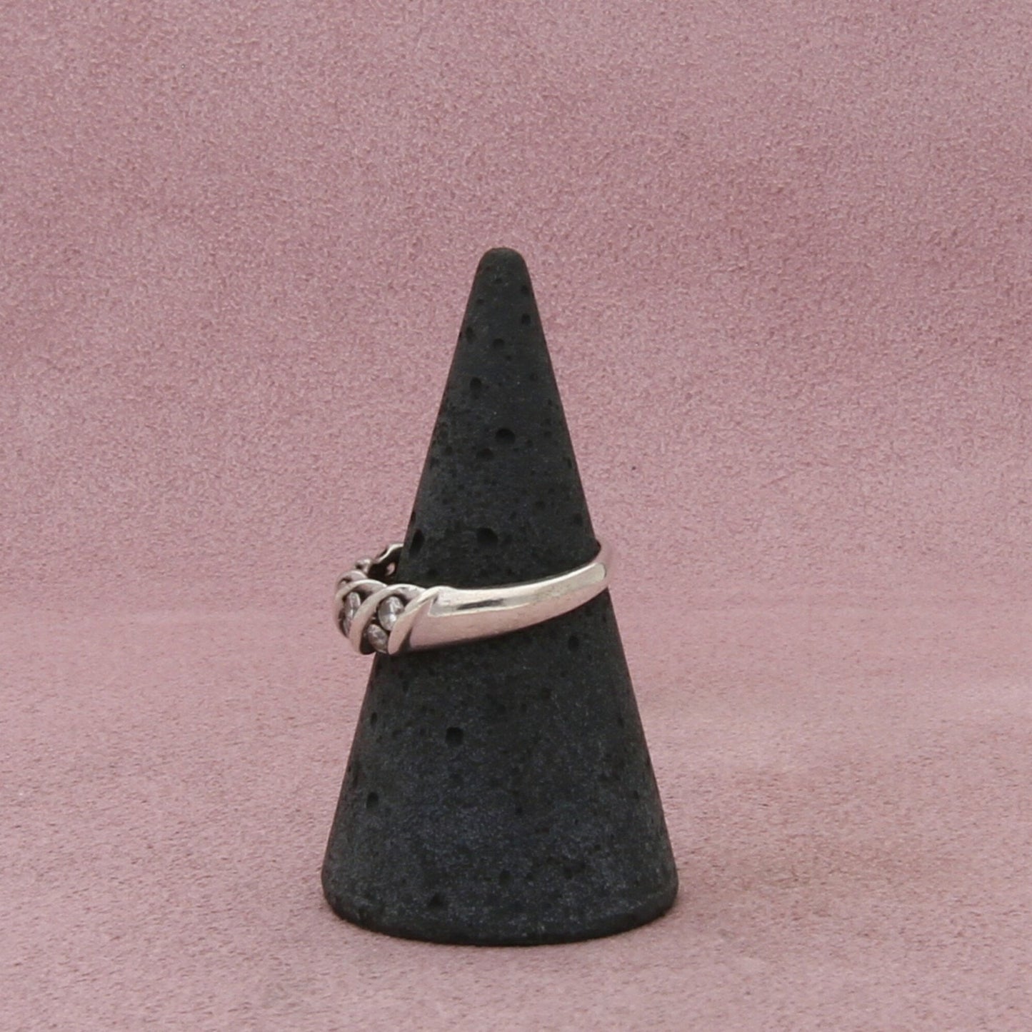 sterling silver round-cut cz band ring size 7