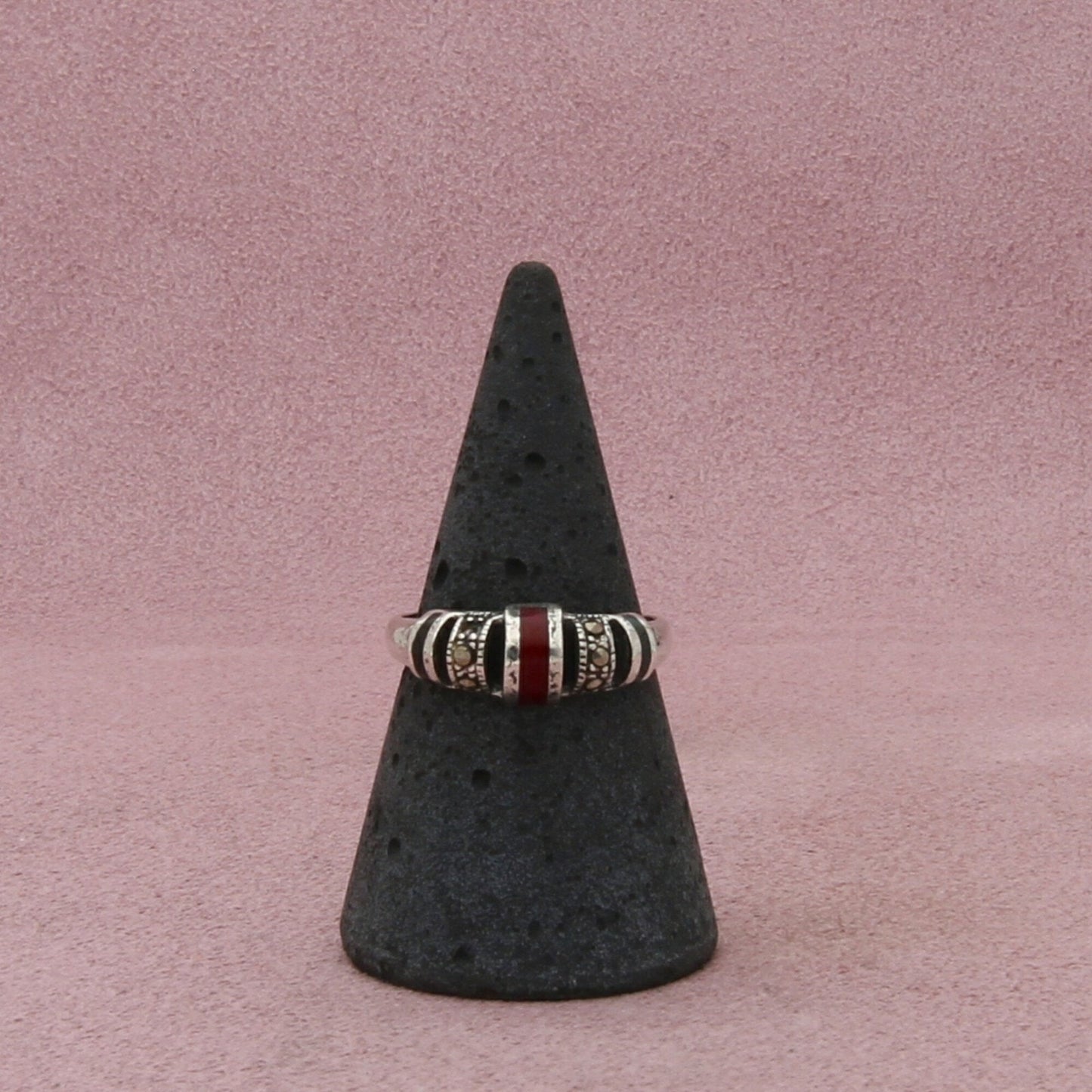 sterling silver marcasite studded carnelian ring size 7.75