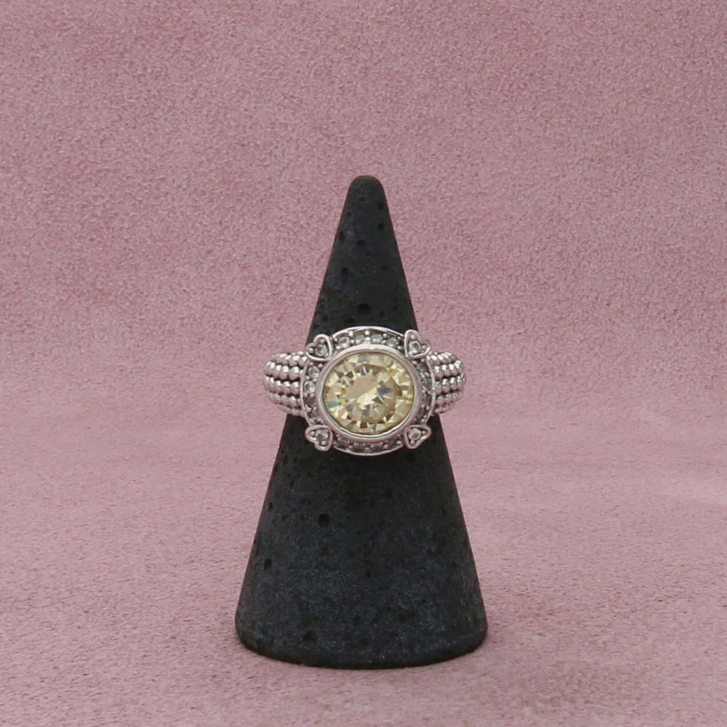 sterling silver round-cut cz & halo ring size 5