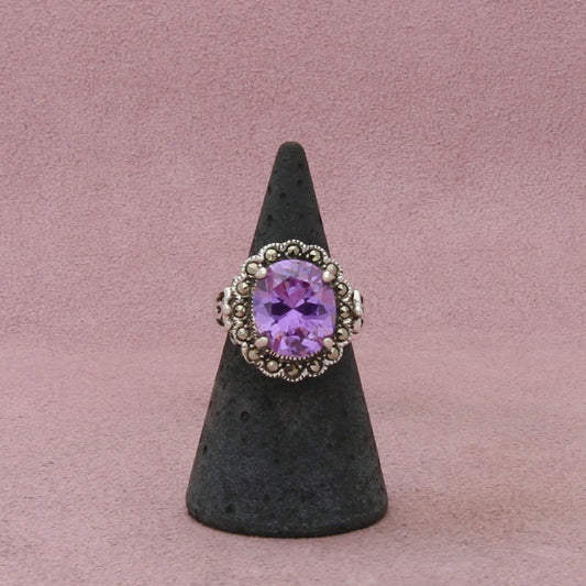 sterling silver marcasite studded purple cz ring size 5.75