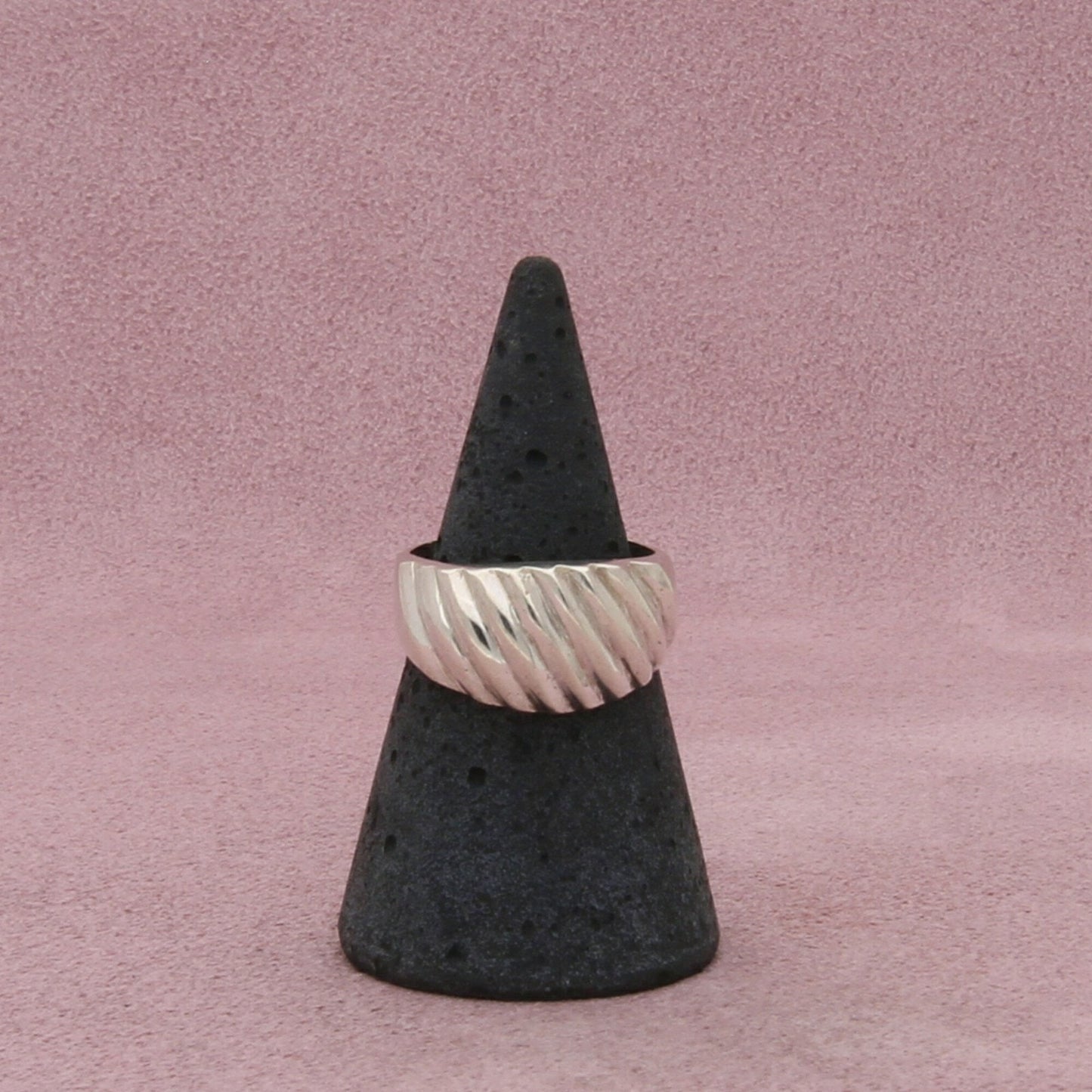 sterling silver vintage ribbed band ring size 6