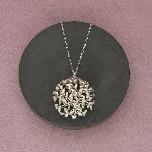 tiffany & co sterling silver paloma picasso olive leaf medallion necklace 20in