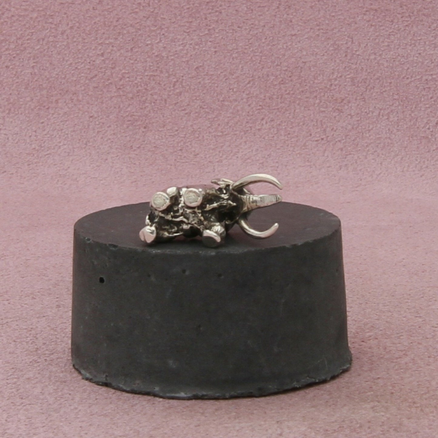 sterling silver vintage 3d elephant charm pendant