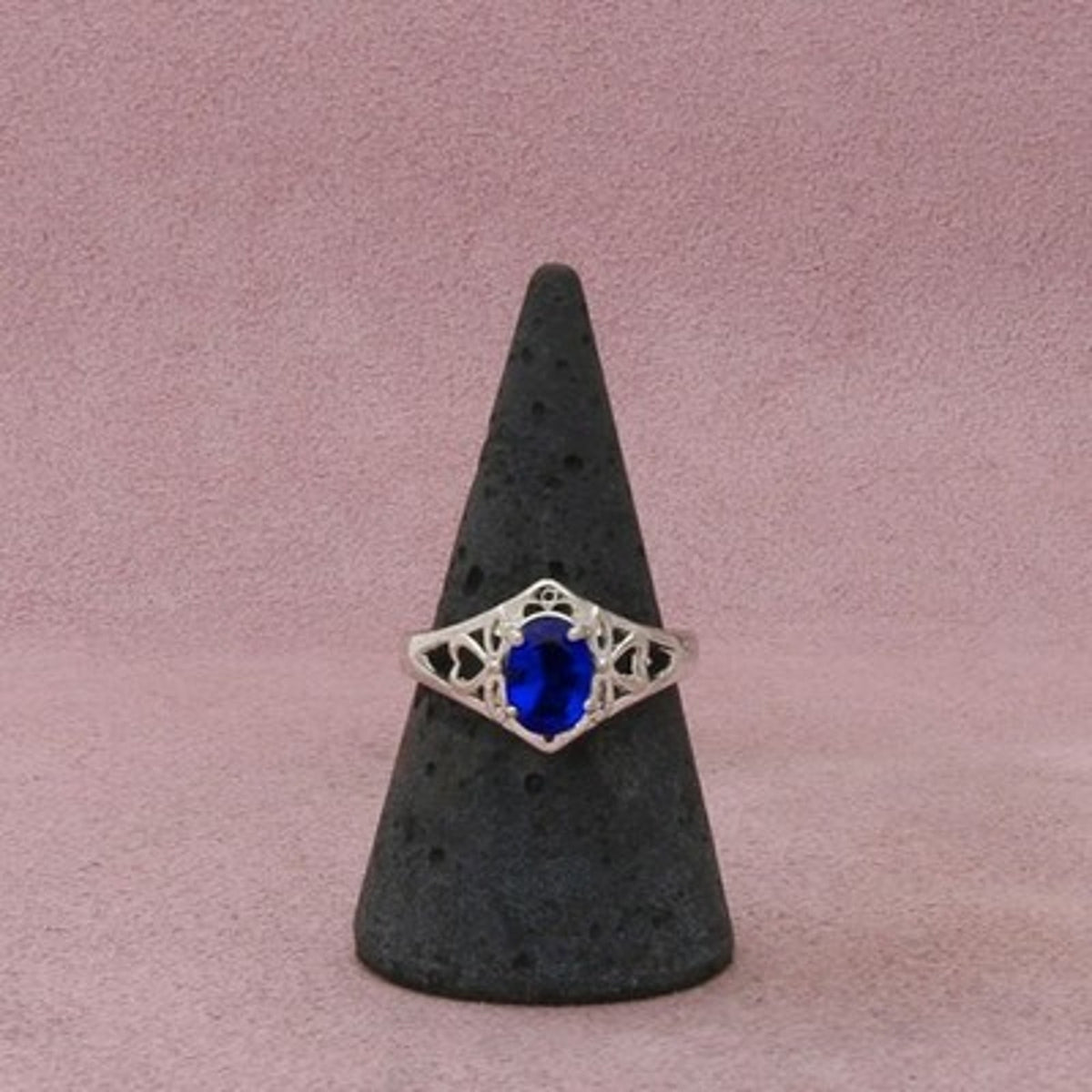 Sterling Silver Oval-Cut Blue Cz Ring Size 8.25