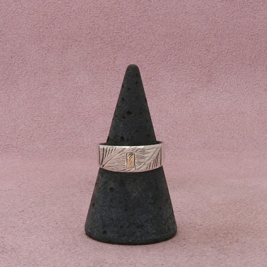 sterling silver & 14k gold vintage etched band ring size 7.5