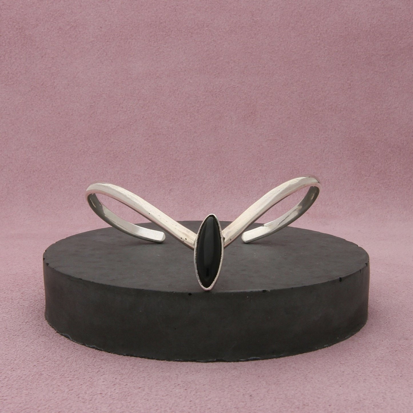 taxco mexico sterling silver vintage black onyx marquise cuff bracelet size 7in