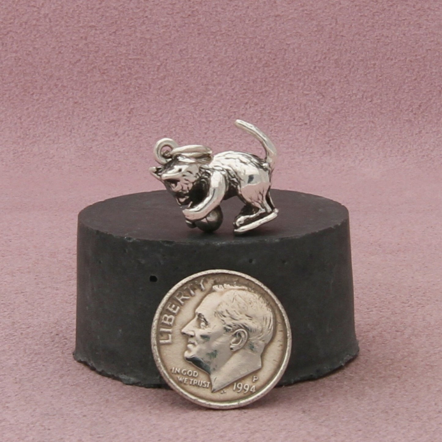 sterling silver vintage 3d kitten cat playing charm pendant