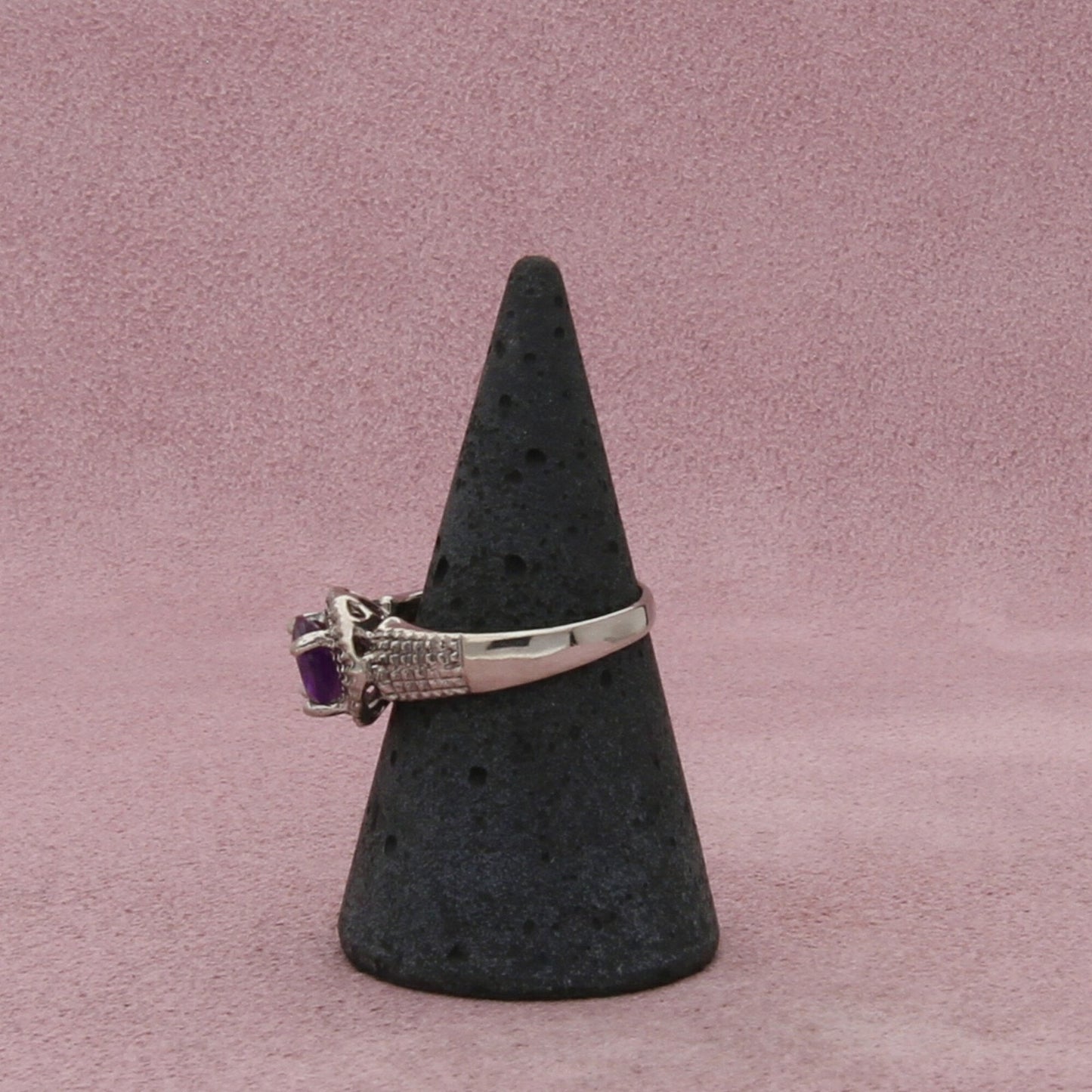 sterling silver oval-cut purple amethyst ring size 7
