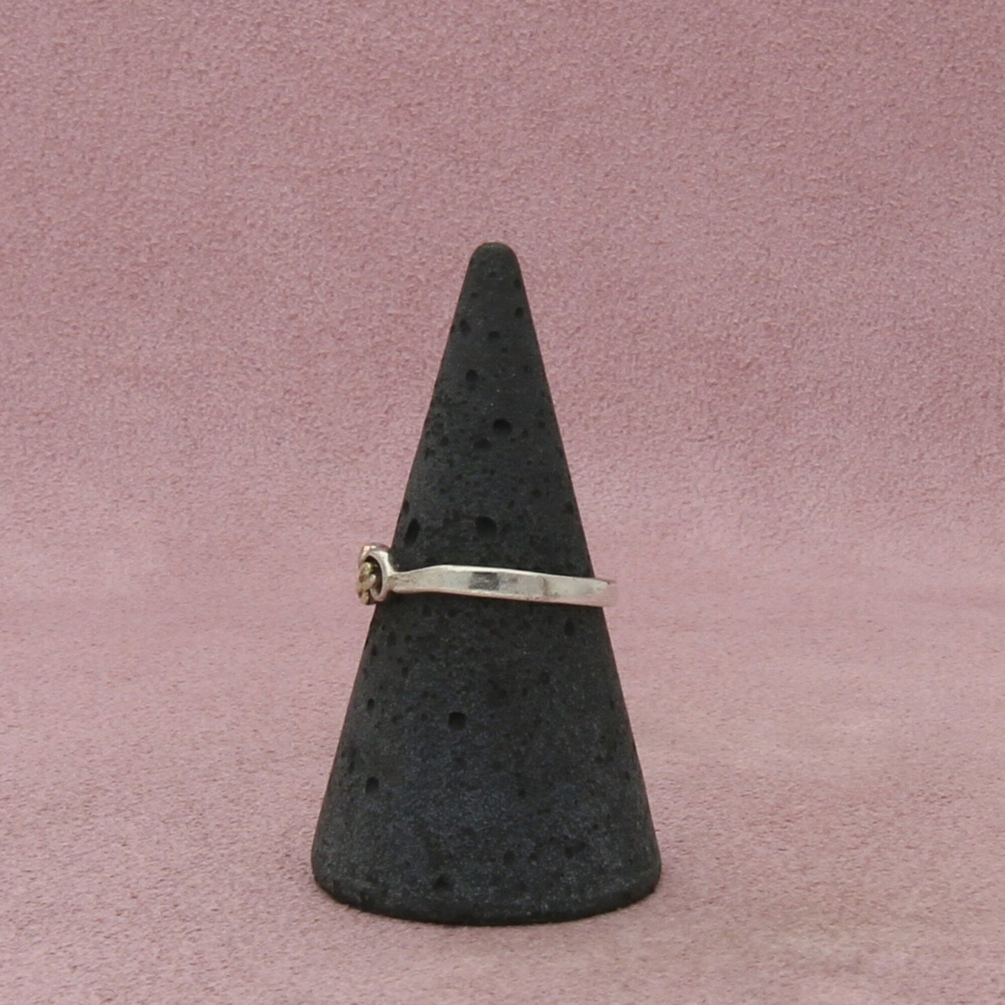 black hills sterling silver & 10k gold leaves band ring size 7