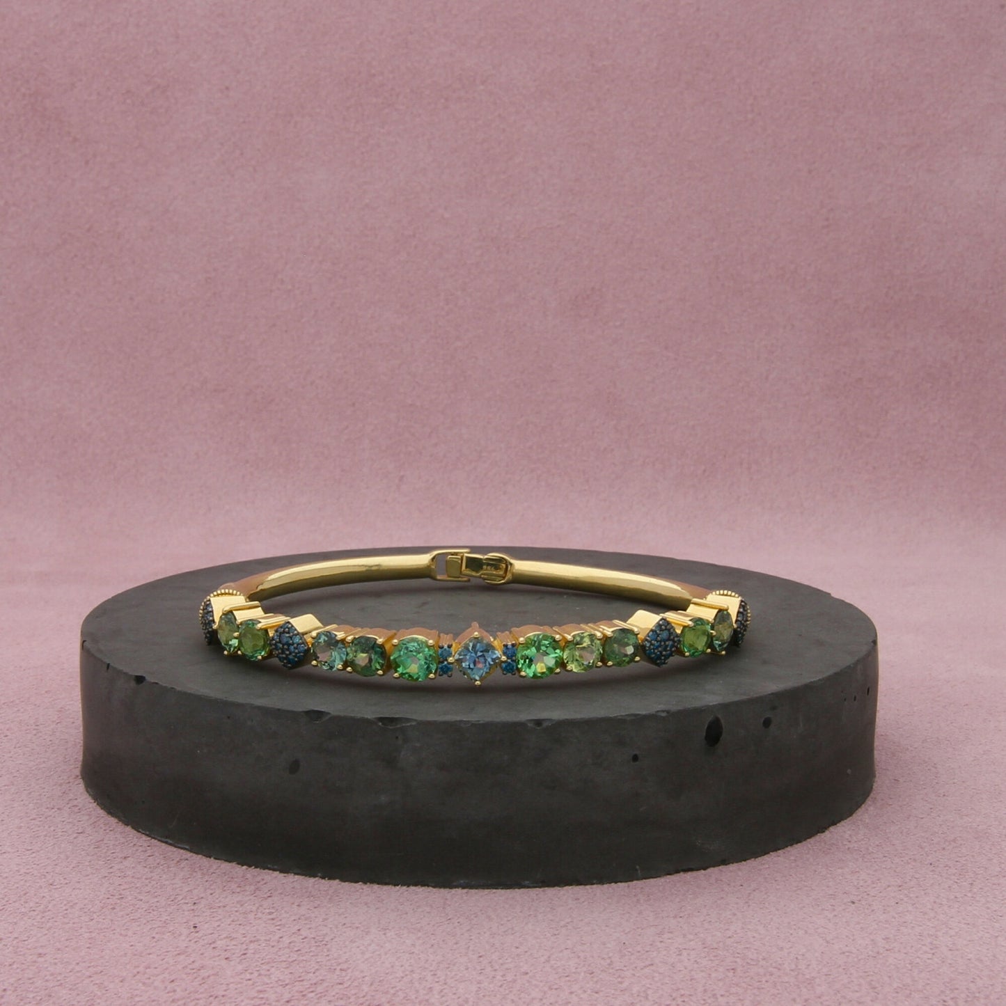 sloane street 18k yellow gold blue diamond topaz sapphire bangle bracelet 6.5in