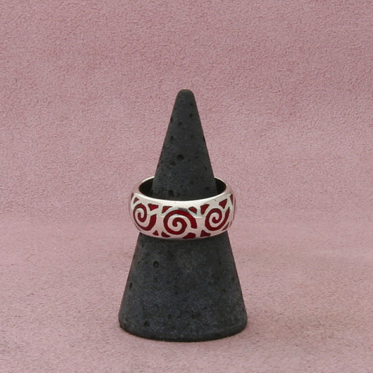 sterling silver red enamel swirls band ring size 7.25