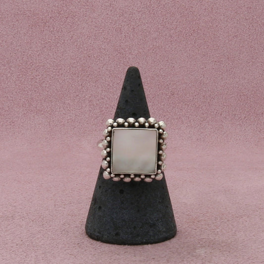 sterling silver vintage beaded mother of pearl square ring size 8.5