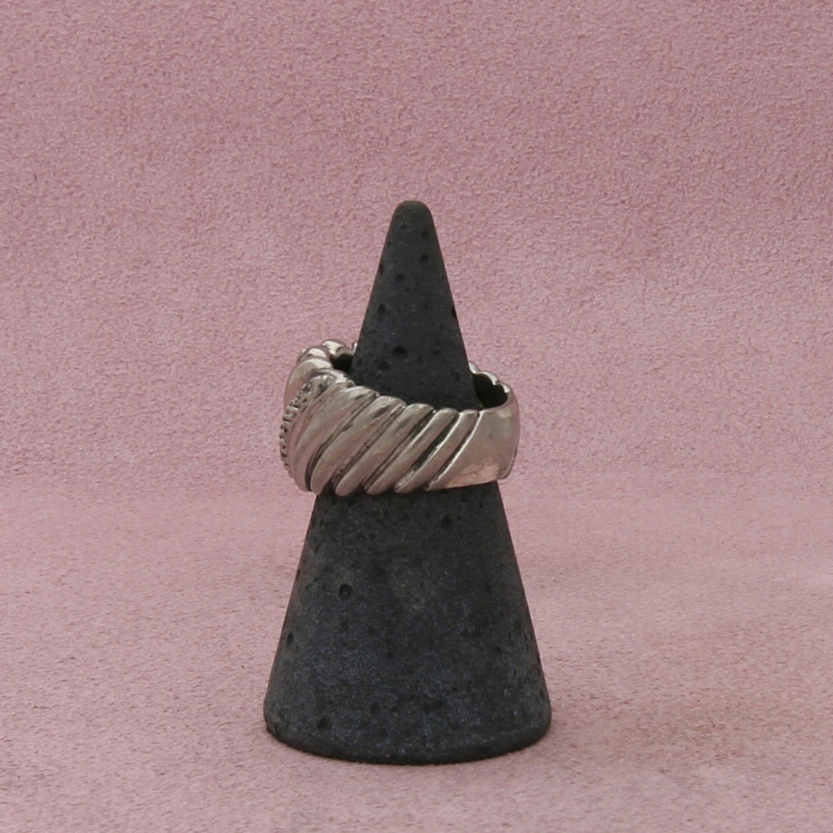 sterling silver diamond accent band ring size 5.5