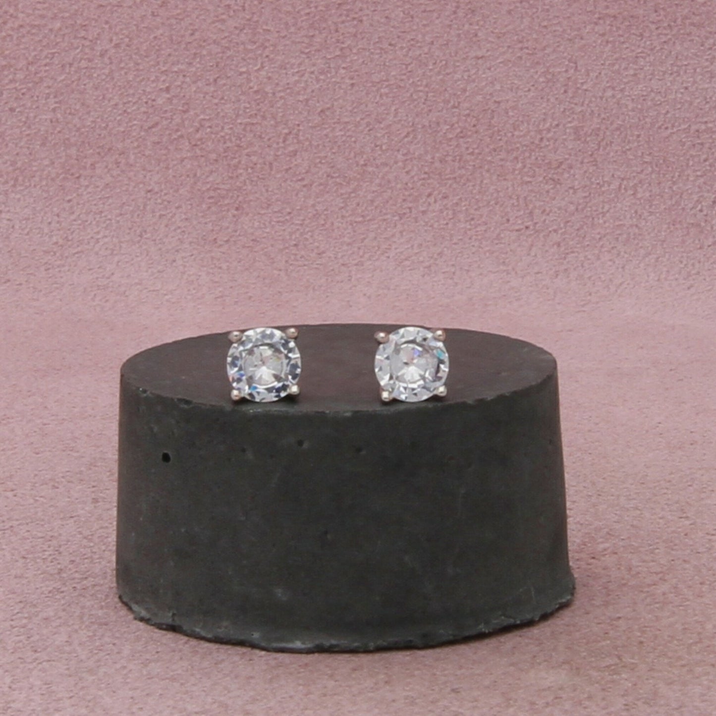 sterling silver round-cut cz stud earrings