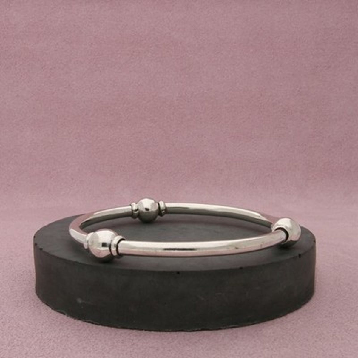 Sterling Silver Vintage Three Station Beaded Bangle Bracelet Size 7.25in