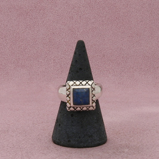 sterling silver quilted pattern lapis lazuli square ring size 6.75