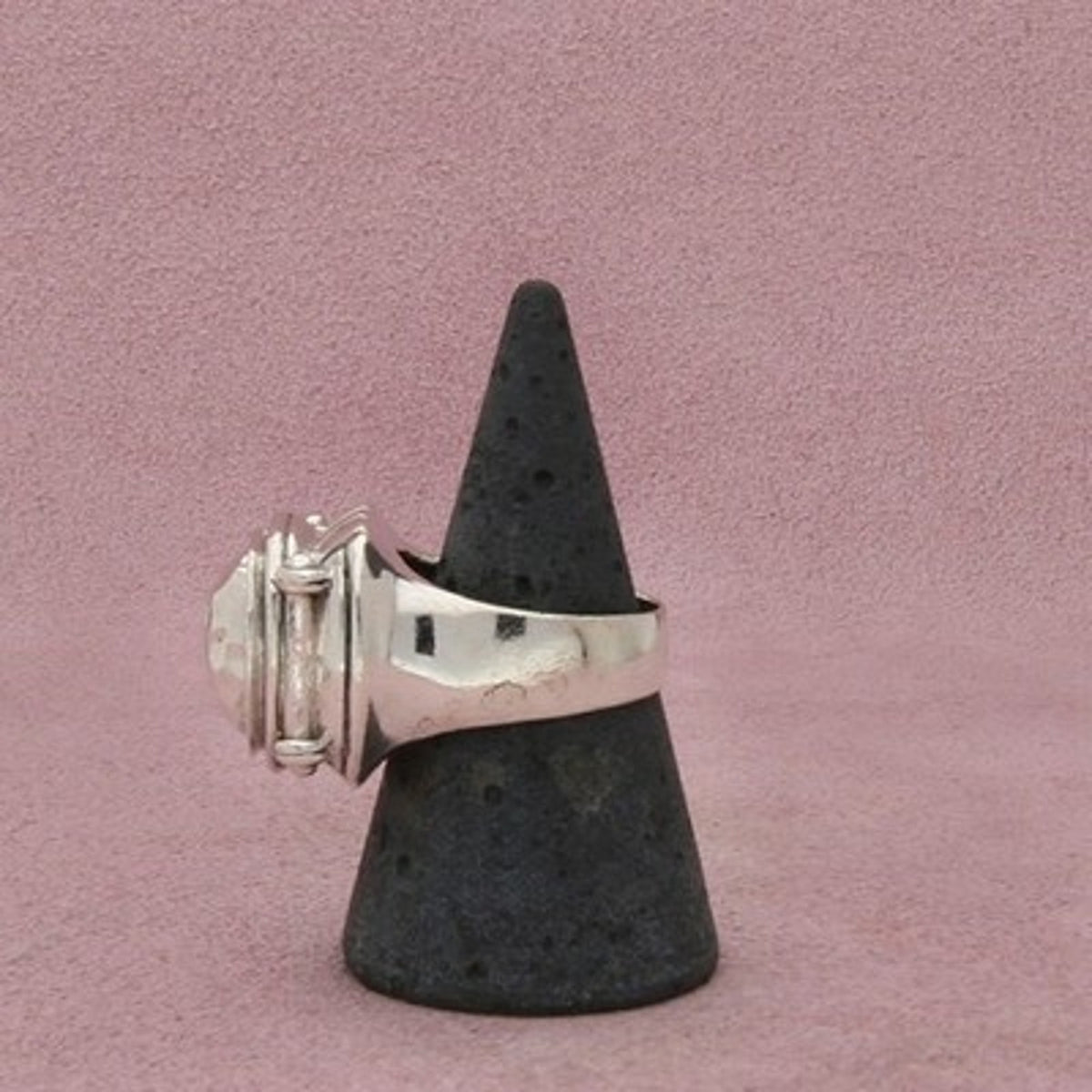 Sterling Silver Vintage Hammered Chunky Framed Square Face Ring Size 8.75