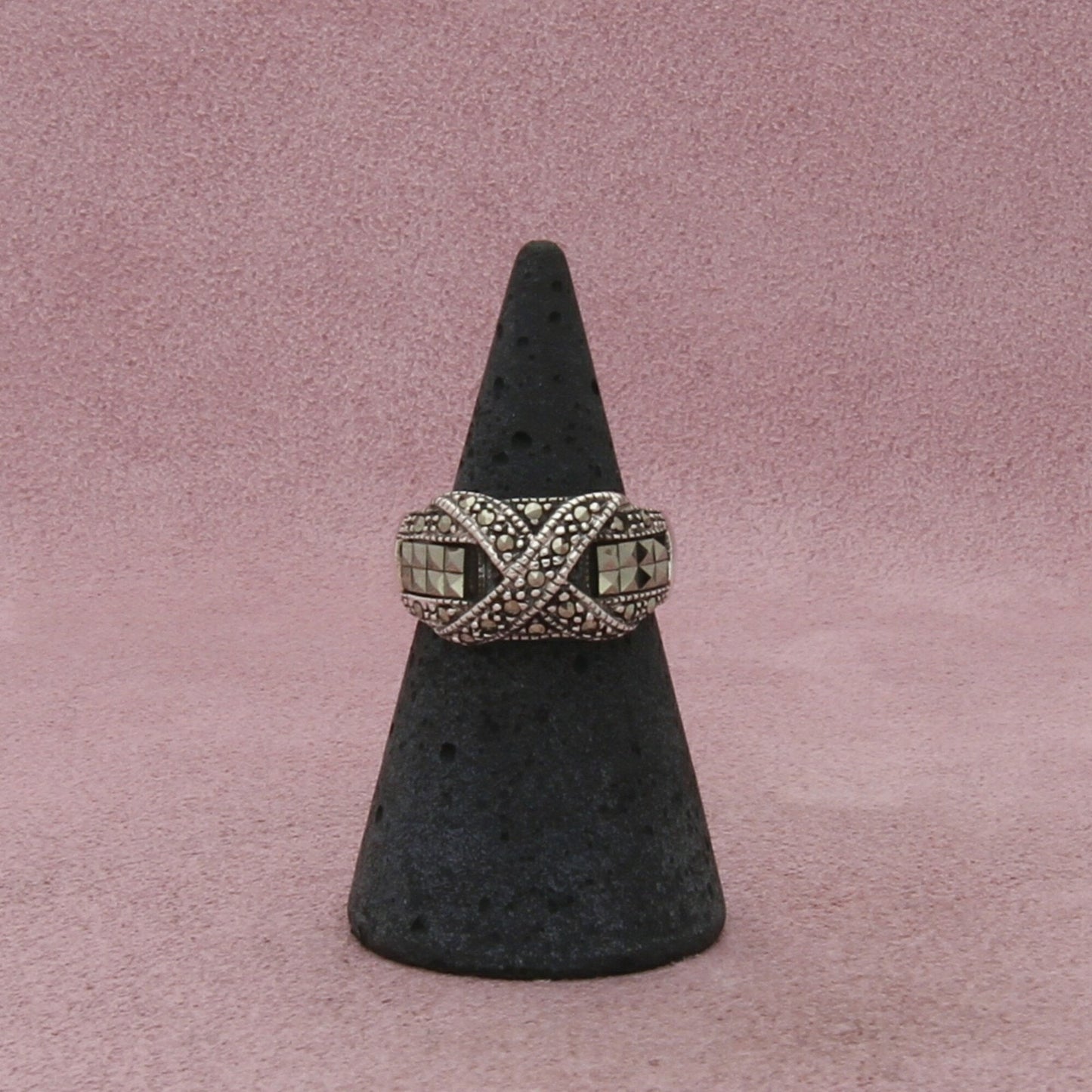 sterling silver marcasite studded x dome ring size 5.5