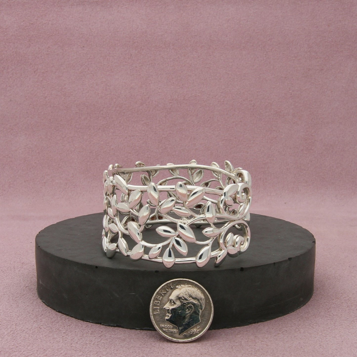 tiffany & co sterling silver paloma picasso olive leaf cuff bracelet size 6in