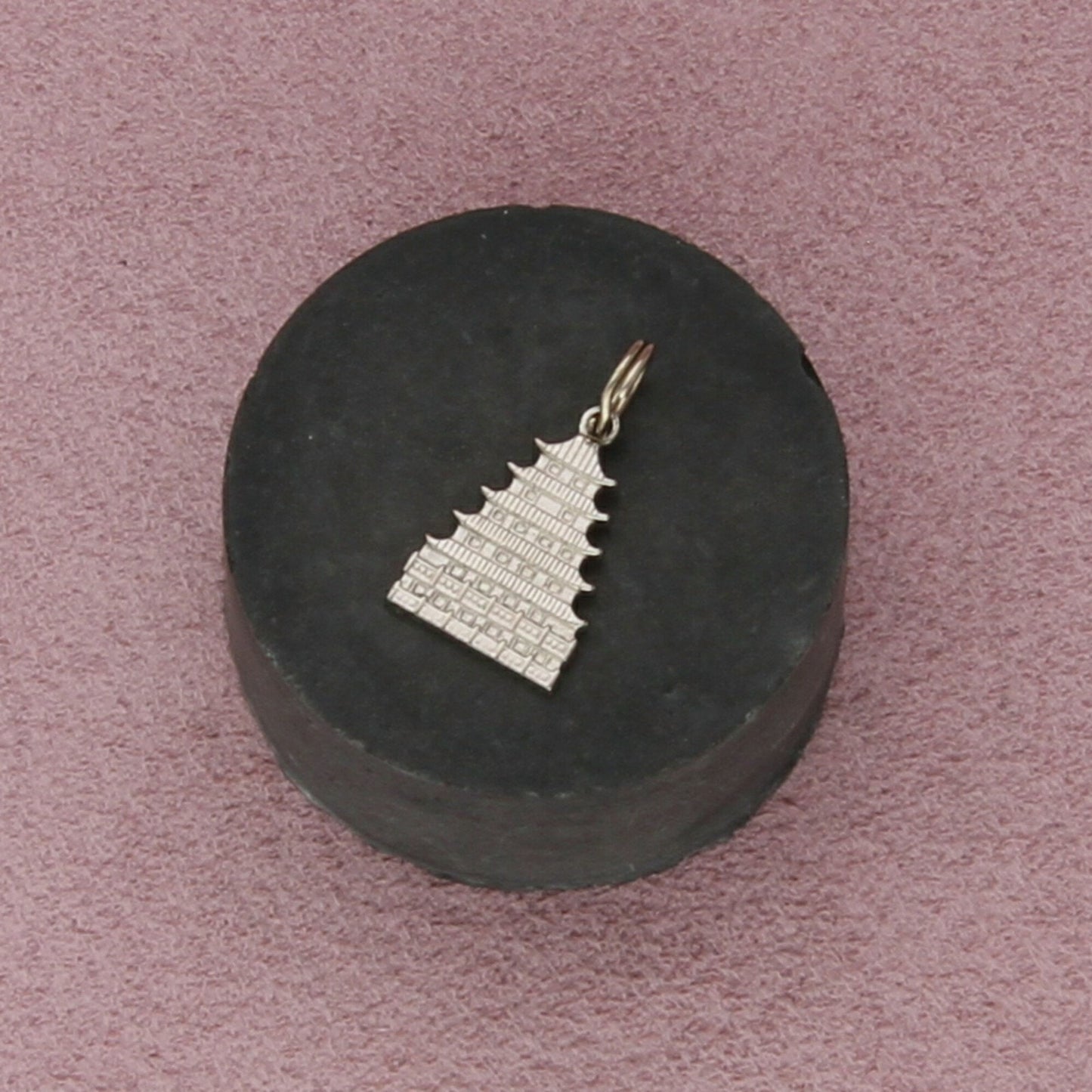 sterling silver vintage reading pennsylvania pagoda souvenir charm pendant