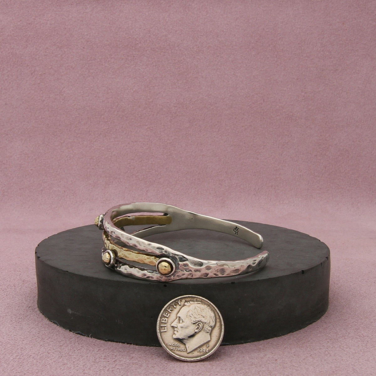 grace & heart sterling silver & brass accent hammered cuff bracelet size 6.5in