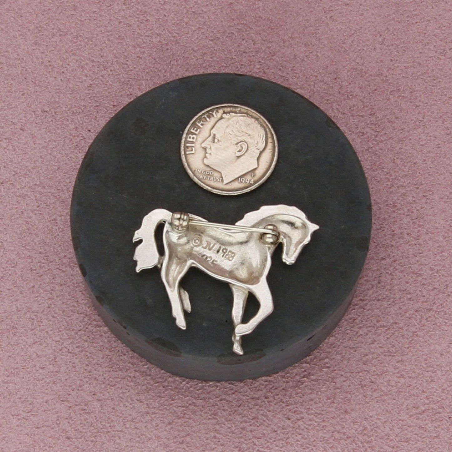 sterling silver vintage southwestern galloping horse brooch